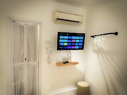 Apple 1 Hotel Queensbay