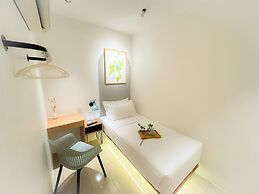 Apple 1 Hotel Queensbay