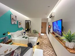 Apple 1 Hotel Queensbay