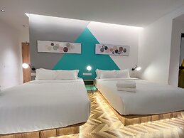 Apple 1 Hotel Queensbay