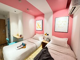 Apple 1 Hotel Queensbay