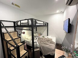 Apple 1 Hotel Queensbay