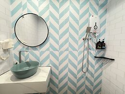 Apple 1 Hotel Queensbay