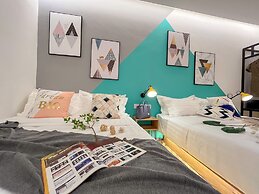 Apple 1 Hotel Queensbay