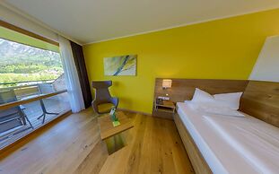 DAS SIEBEN ****s - Adults Only