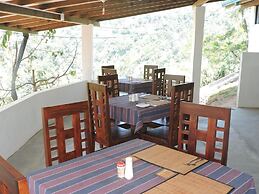 Misty Hills Ella Resort