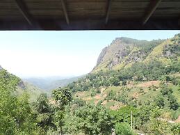 Misty Hills Ella Resort