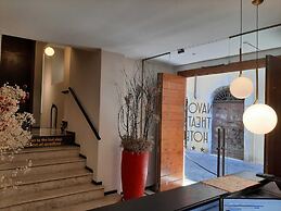 Navona Theatre Hotel