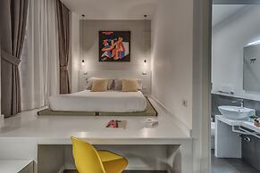 Navona Theatre Hotel