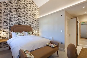 The Inn West End