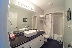 Blue Skies Bed and Breakfast