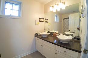 Blue Skies Bed and Breakfast