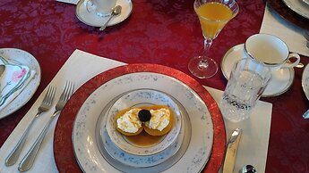 Blue Skies Bed and Breakfast