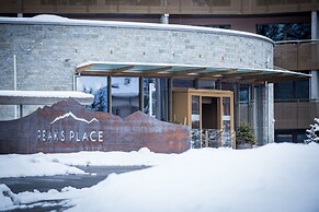 Peaks Place