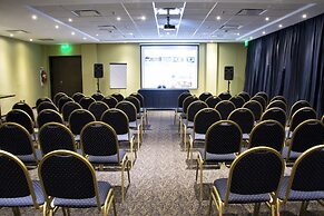 Howard Johnson by Wyndham Neuquen