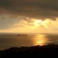 Many's House - La Joya De Ballena