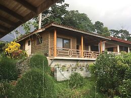 Many's House - La Joya De Ballena