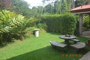 Many's House - La Joya De Ballena