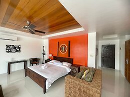 Calypso Beach & Dive Resort