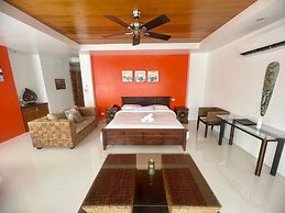 Calypso Beach & Dive Resort