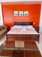 Calypso Beach & Dive Resort