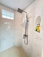 Calypso Beach & Dive Resort