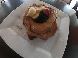 Calypso Beach & Dive Resort