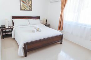 Calypso Beach & Dive Resort