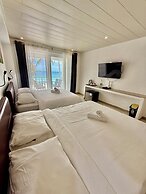 Calypso Beach & Dive Resort