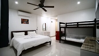 Calypso Beach & Dive Resort