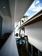 Calypso Beach & Dive Resort