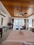 Calypso Beach & Dive Resort