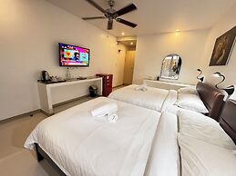 Calypso Beach & Dive Resort