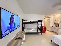 Calypso Beach & Dive Resort