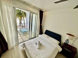 Calypso Beach & Dive Resort