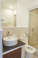 Calypso Beach & Dive Resort