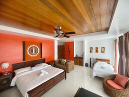 Calypso Beach & Dive Resort