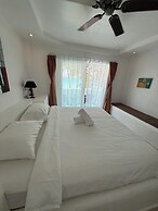 Calypso Beach & Dive Resort