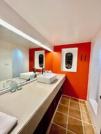 Calypso Beach & Dive Resort