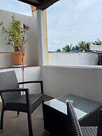 Calypso Beach & Dive Resort