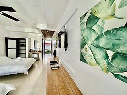 Calypso Beach & Dive Resort