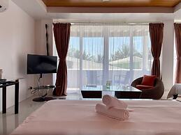 Calypso Beach & Dive Resort