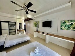 Calypso Beach & Dive Resort