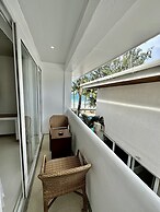 Calypso Beach & Dive Resort