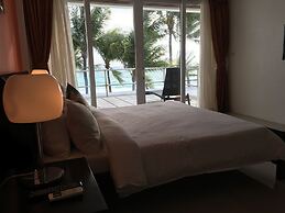 Calypso Beach & Dive Resort