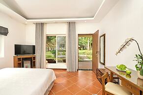 Famiana Green Villa