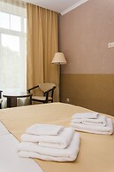 Otel Elisa Inn