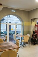 Otel Elisa Inn