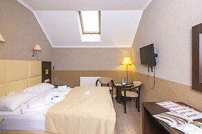 Otel Elisa Inn
