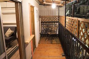 Dotombori Base - Hostel